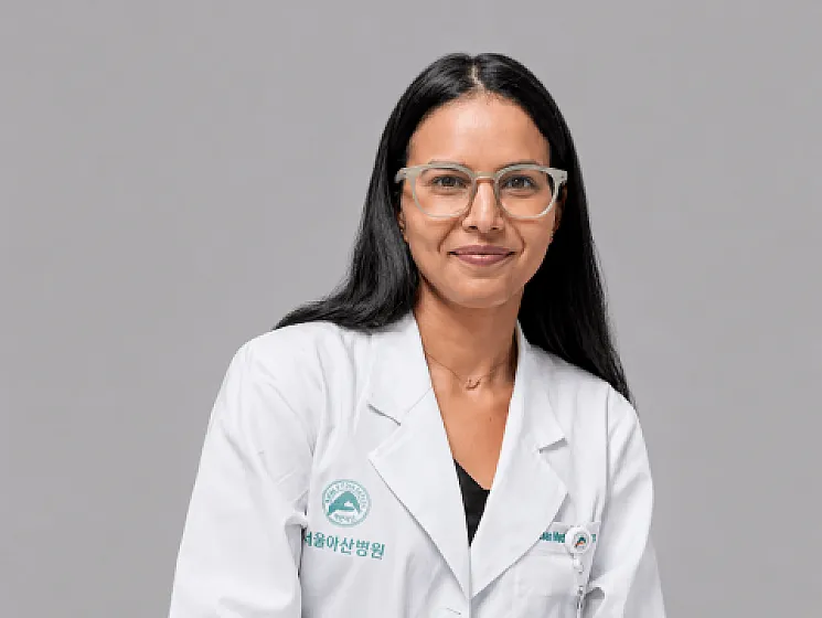 Dr. Sakshi Gavendra